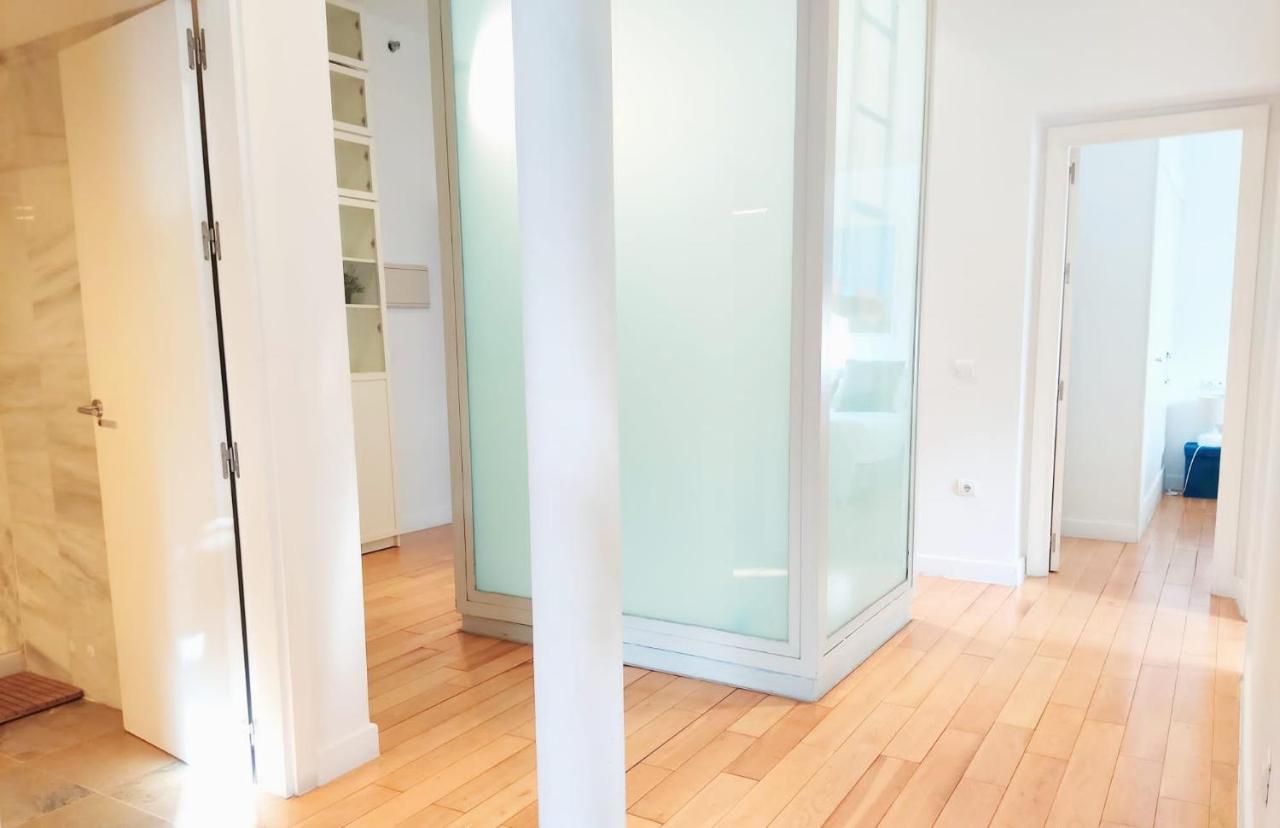 Homeyseville-Luxury Apartment Arenal 6 Pax, Parking Optional Екстер'єр фото
